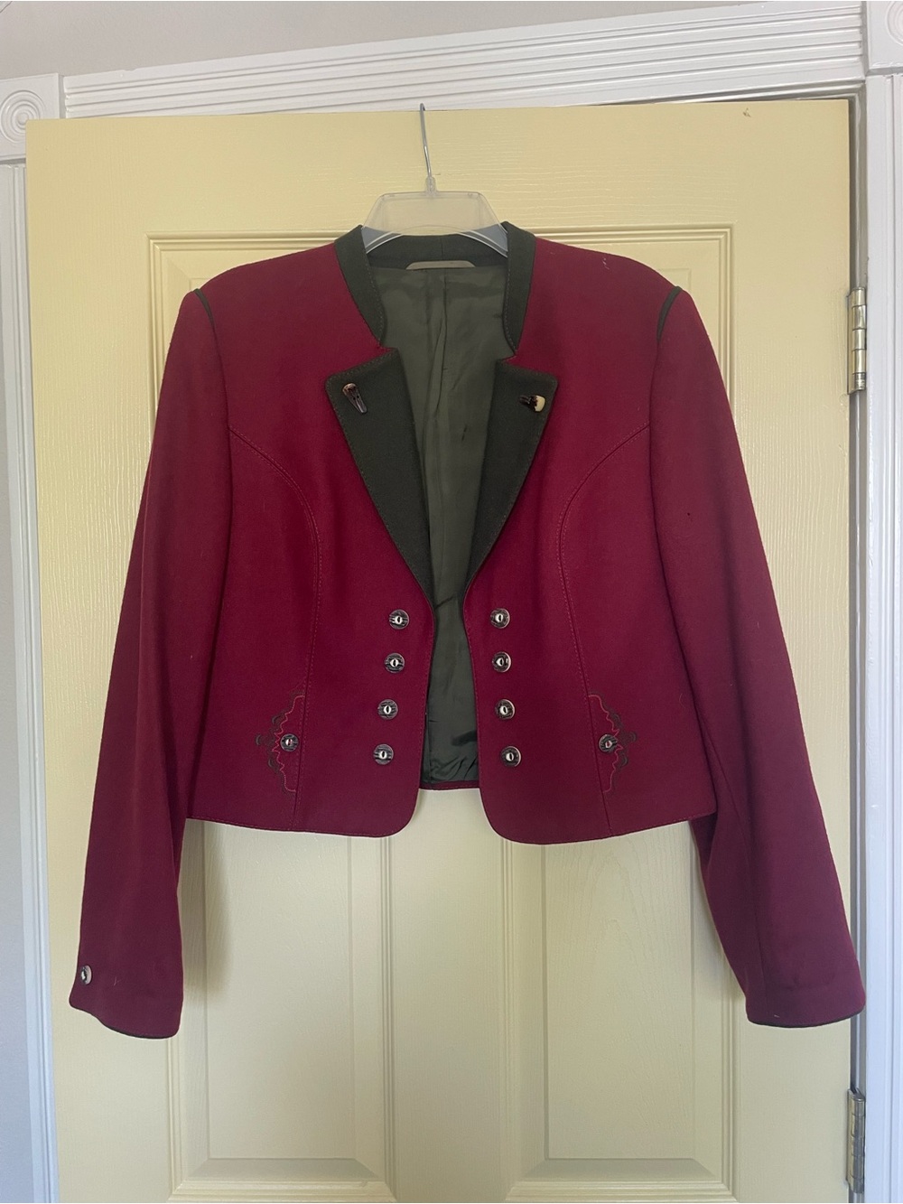 Original Trachten Austrian red wool jacket with embroidery